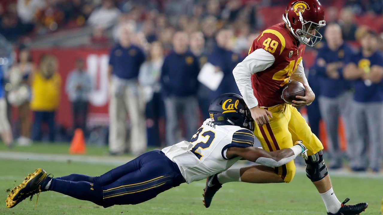 Defensive Cal snaps 14-game skid vs USC with 15-14 victory